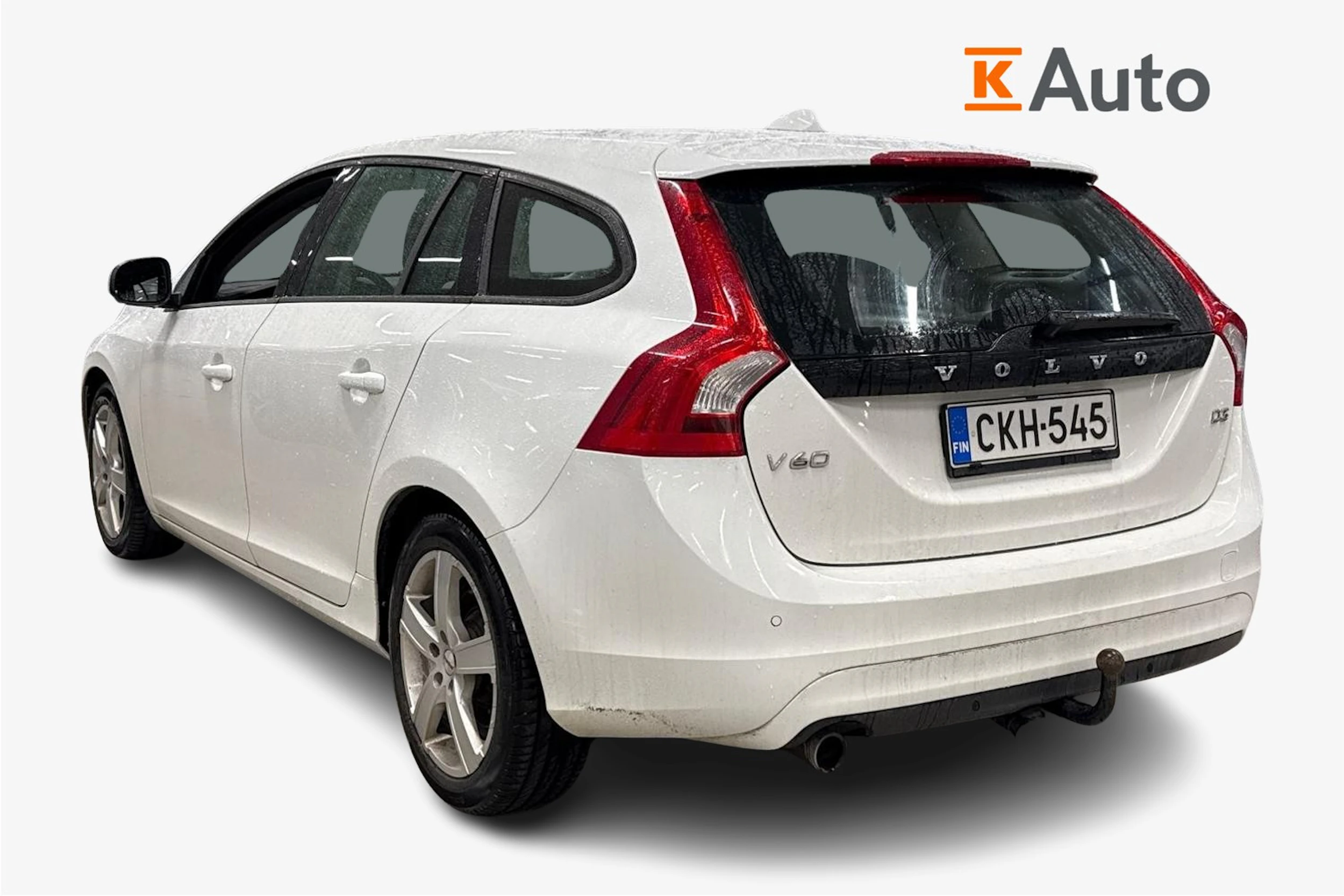 valkoinen Volvo V60 2014 kuva 2.
