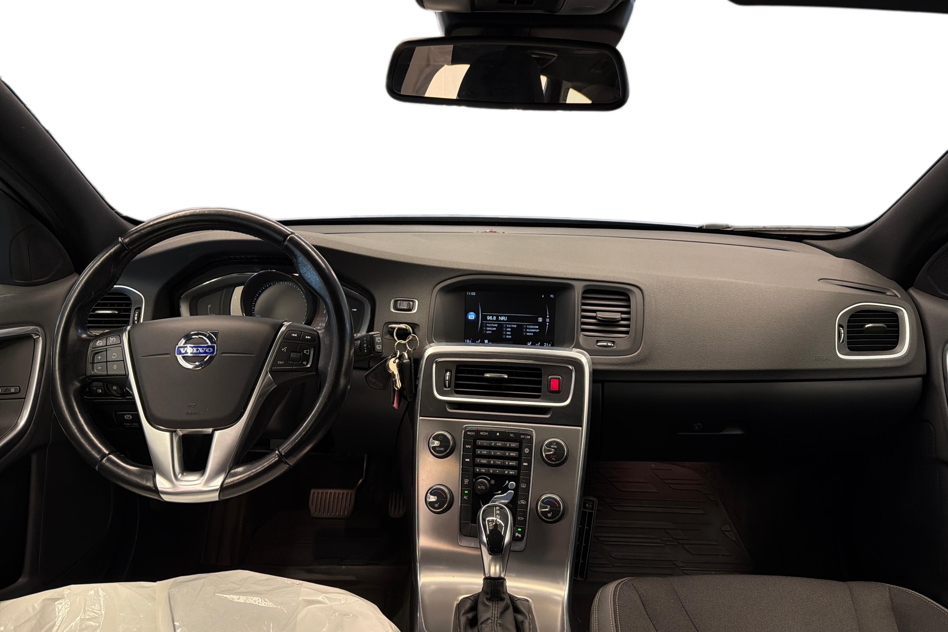 Volvo V60 D4 Business aut 2014, kuva 7/25