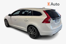 valkoinen Volvo V60 2014 kuva 2.