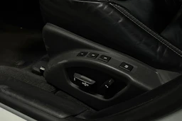 valkoinen Volvo V60 2014 kuva 4.