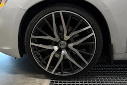 valkoinen Volvo V60 2014 kuva 5.