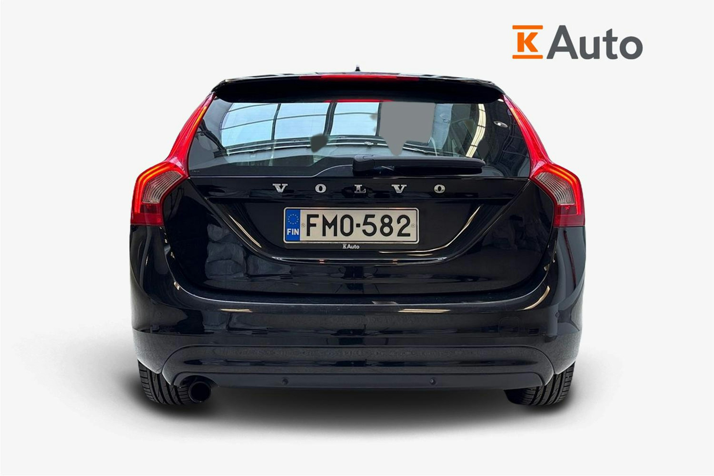 Musta Volvo V60 2015 kuva 3.