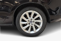 Musta Volvo V60 2015 kuva 11.