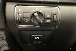 hopea Volvo V60 2014 kuva 20.