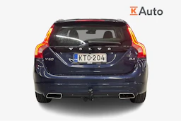 sininen Volvo V60 2014 kuva 3.