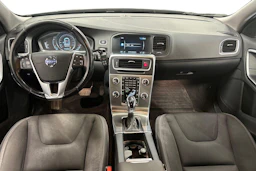 sininen Volvo V60 2014 kuva 7.