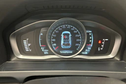 sininen Volvo V60 2014 kuva 16.