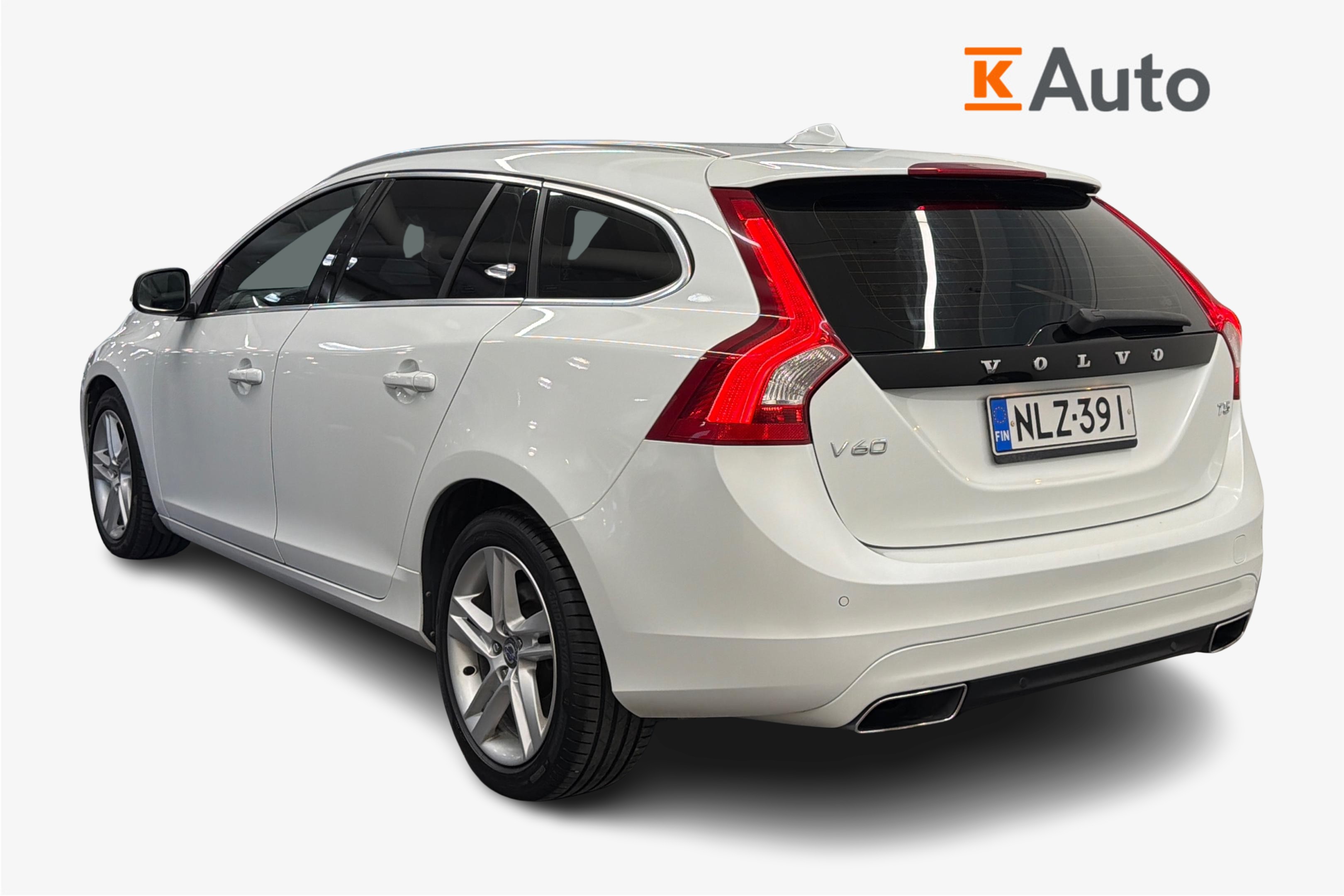 Volvo V60 T5 Summum Aut 2014, kuva 2/27