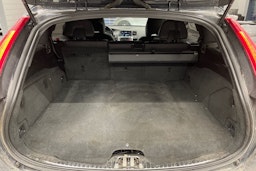 sininen Volvo V60 2014 kuva 12.