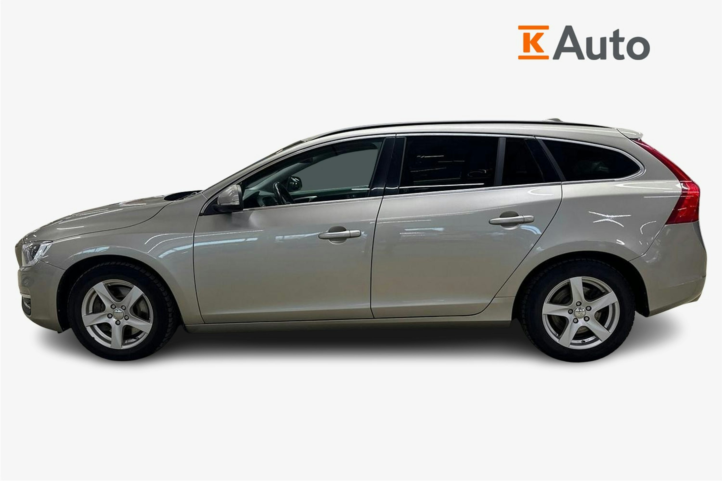 ruskea (beige) Volvo V60 2015 kuva 6.