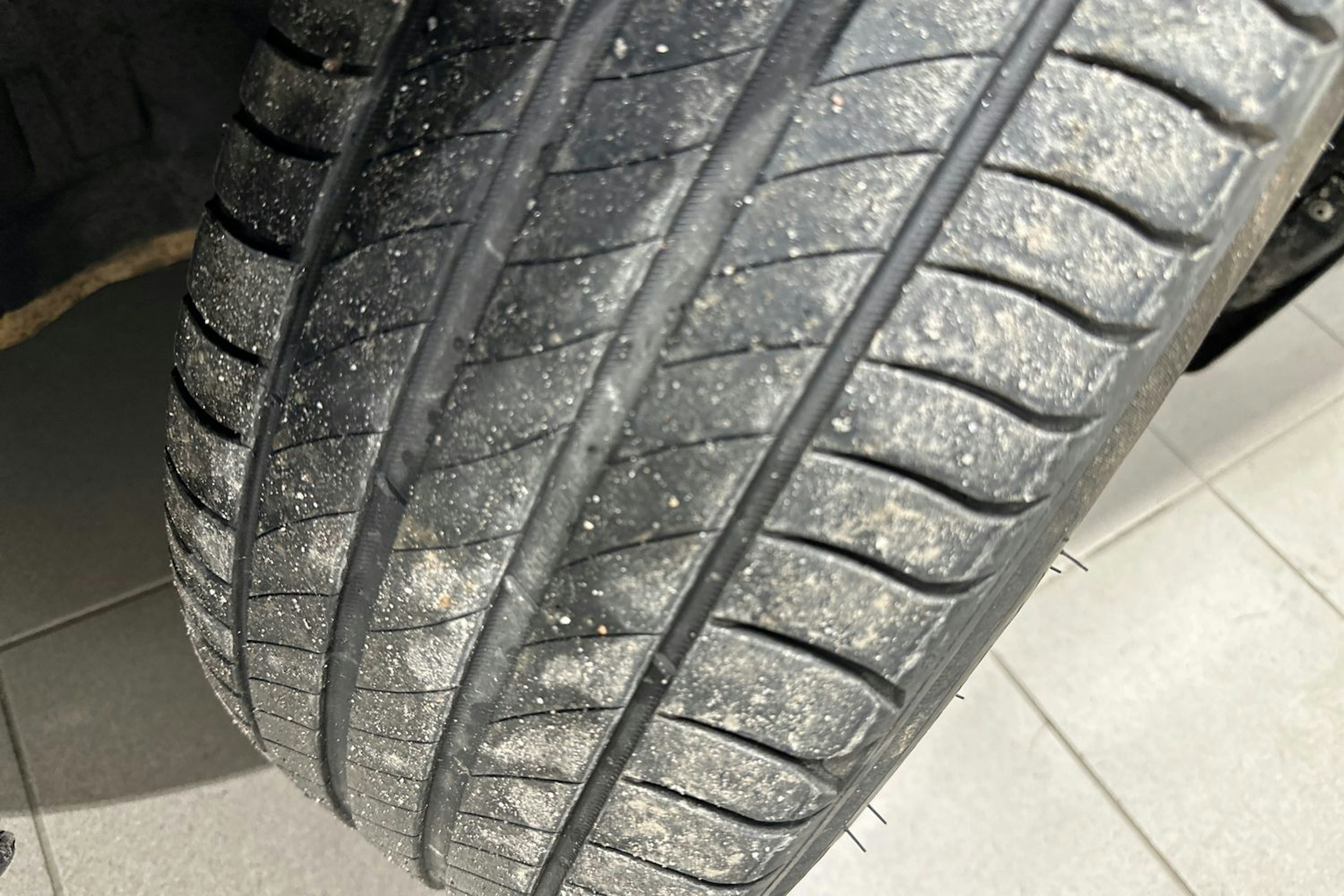 Sininen Volvo V60 2014 kuva 10.