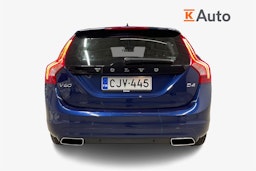 Sininen Volvo V60 2015 kuva 3.