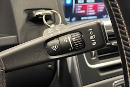 sininen Volvo V60 2015 kuva 15.