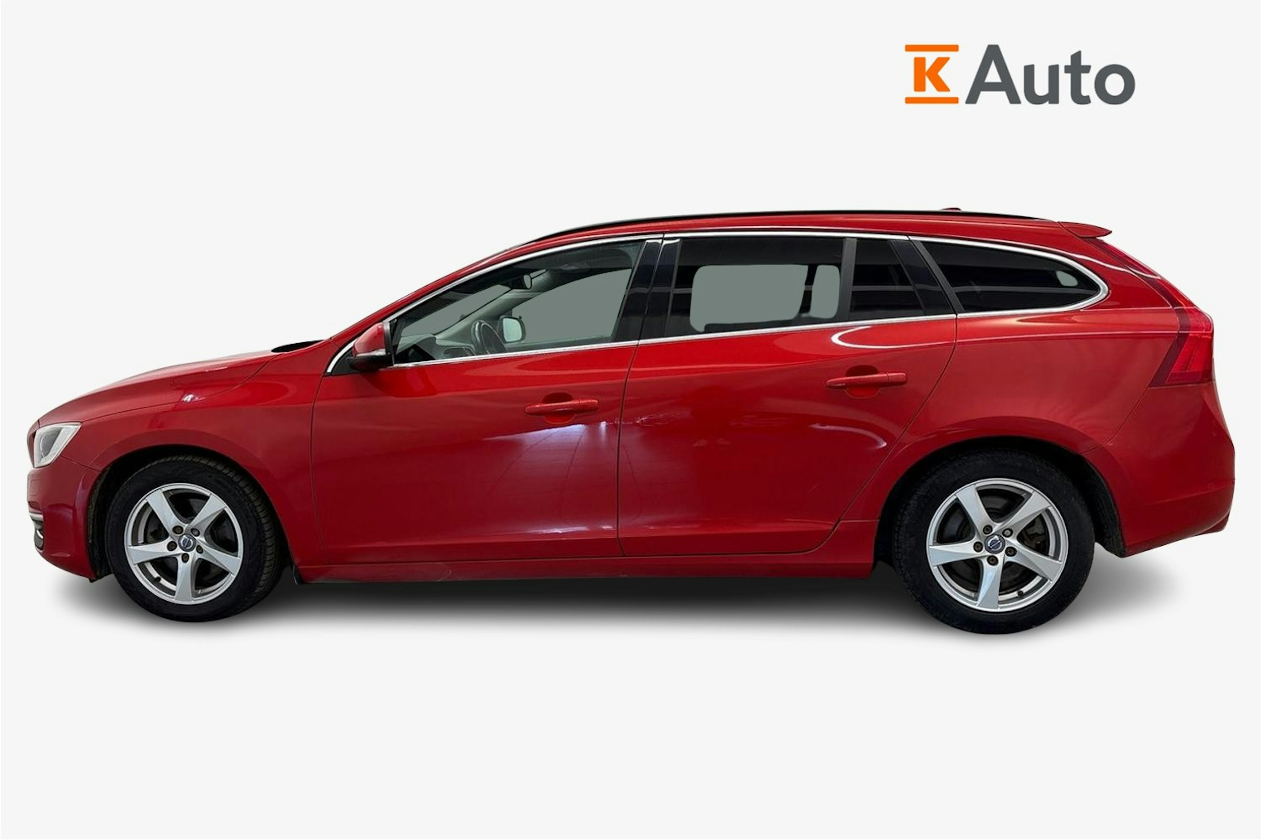 punainen Volvo V60 2016 kuva 5.