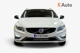 valkoinen Volvo V60 2015 kuva 5.