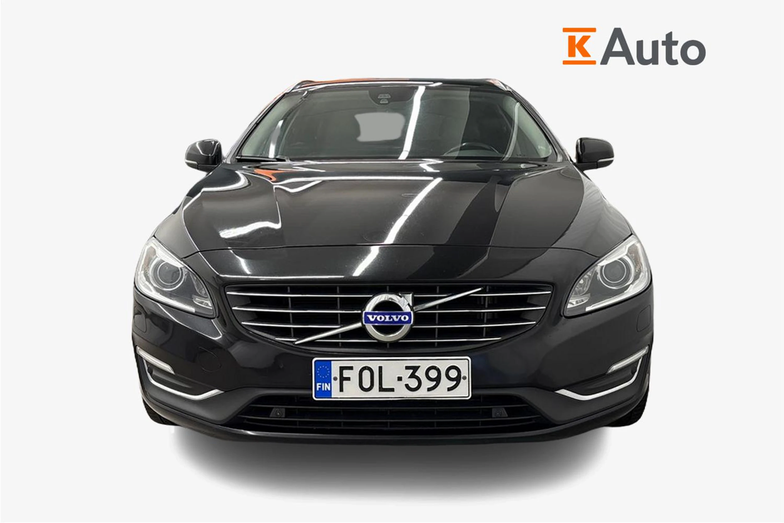 musta Volvo V60 2015 kuva 5.