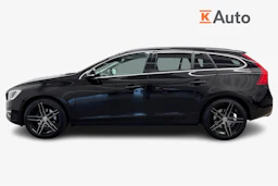 musta Volvo V60 2015 kuva 7.