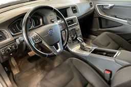 met. hopea Volvo V60 2015 kuva 6.