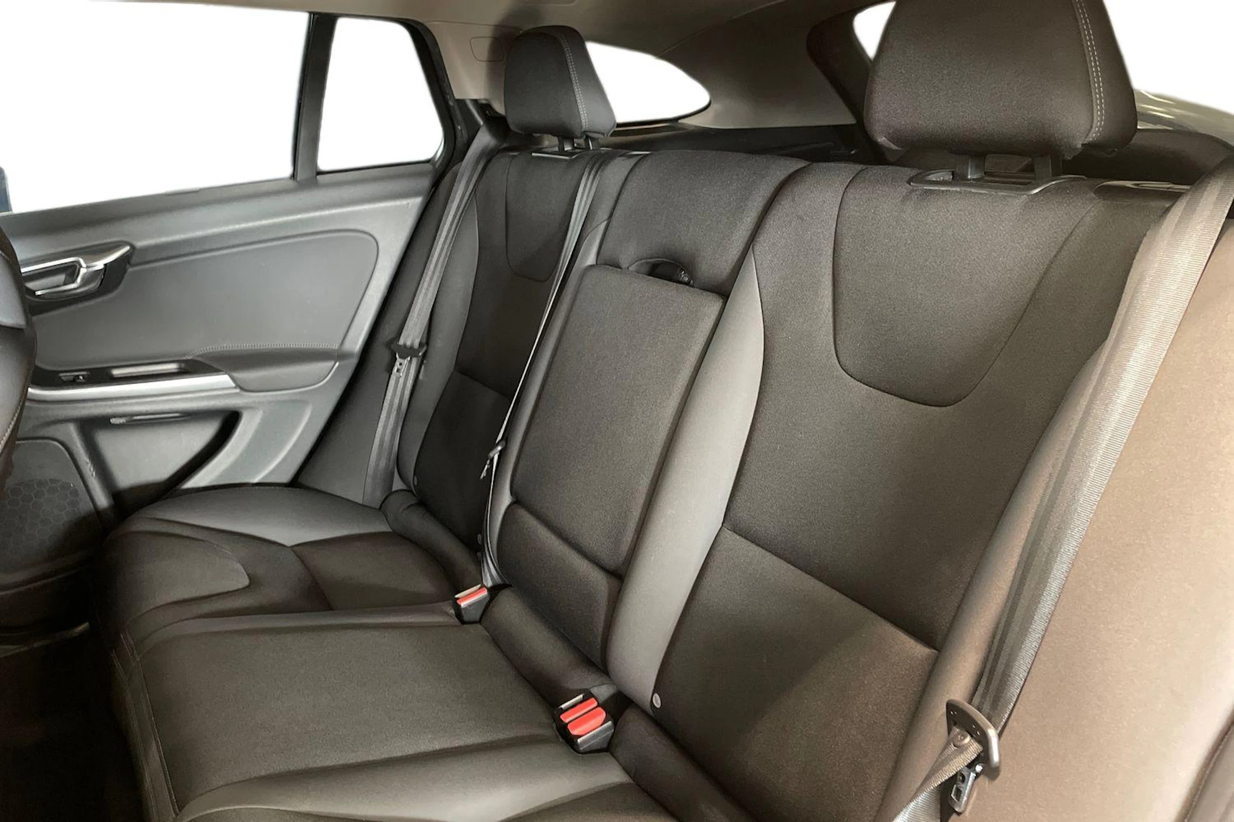 met. hopea Volvo V60 2015 kuva 8.