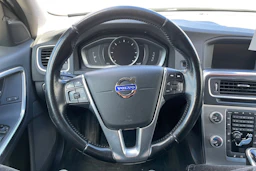 met. hopea Volvo V60 2015 kuva 11.