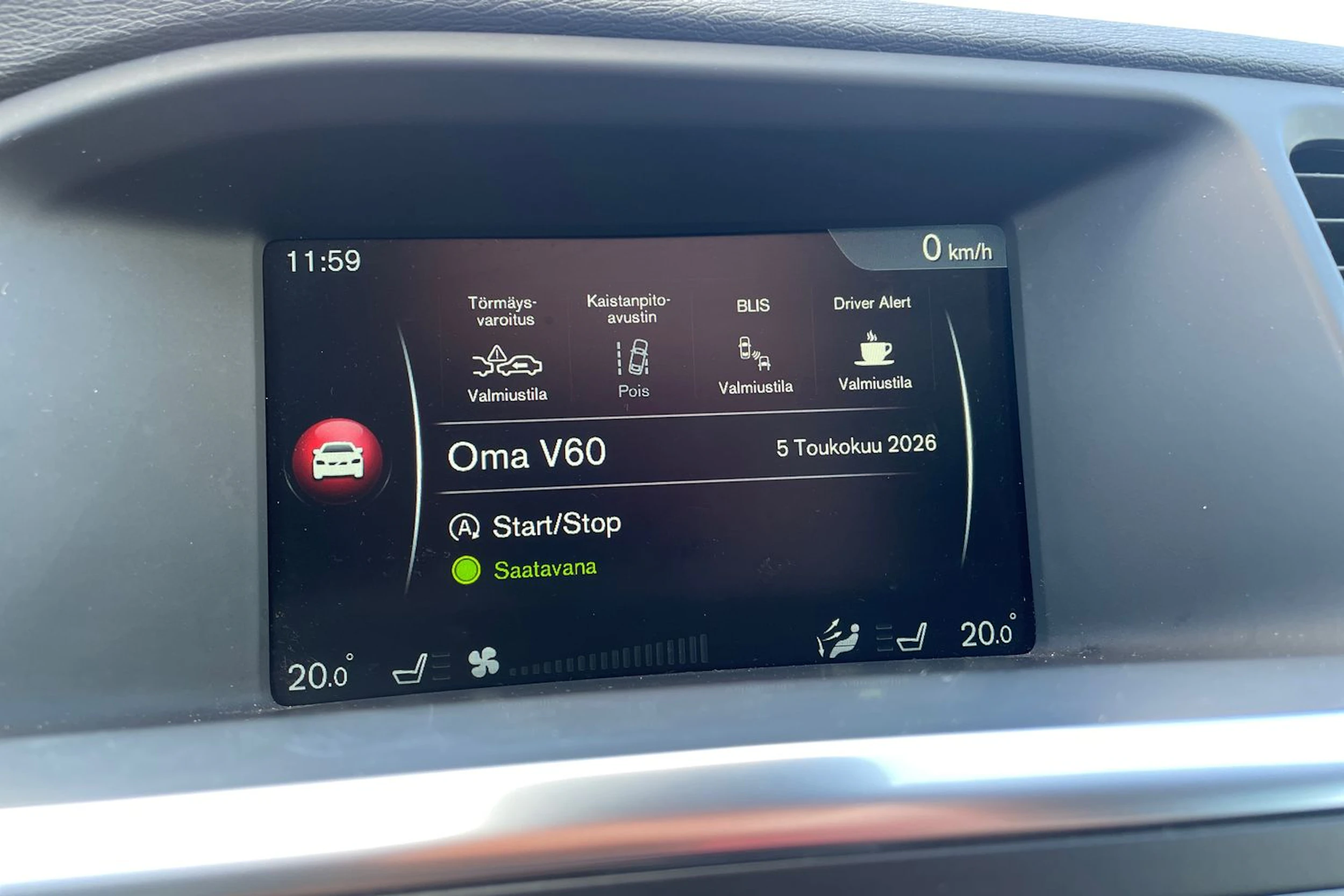 met. hopea Volvo V60 2015 kuva 18.