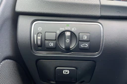 met. hopea Volvo V60 2015 kuva 22.