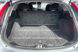 met. hopea Volvo V60 2015 kuva 24.