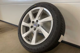 met. hopea Volvo V60 2015 kuva 26.