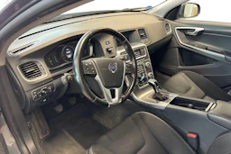 met. harmaa Volvo V60 2015 kuva 3.