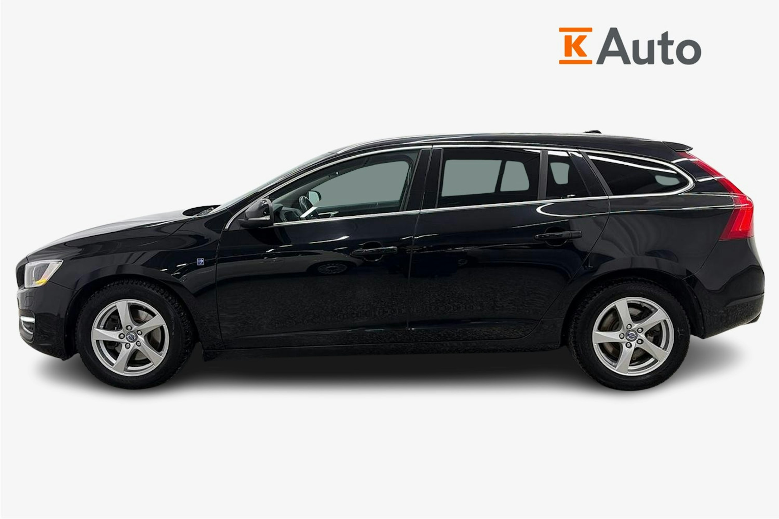 musta Volvo V60 2015 kuva 6.