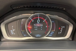 musta Volvo V60 2015 kuva 19.