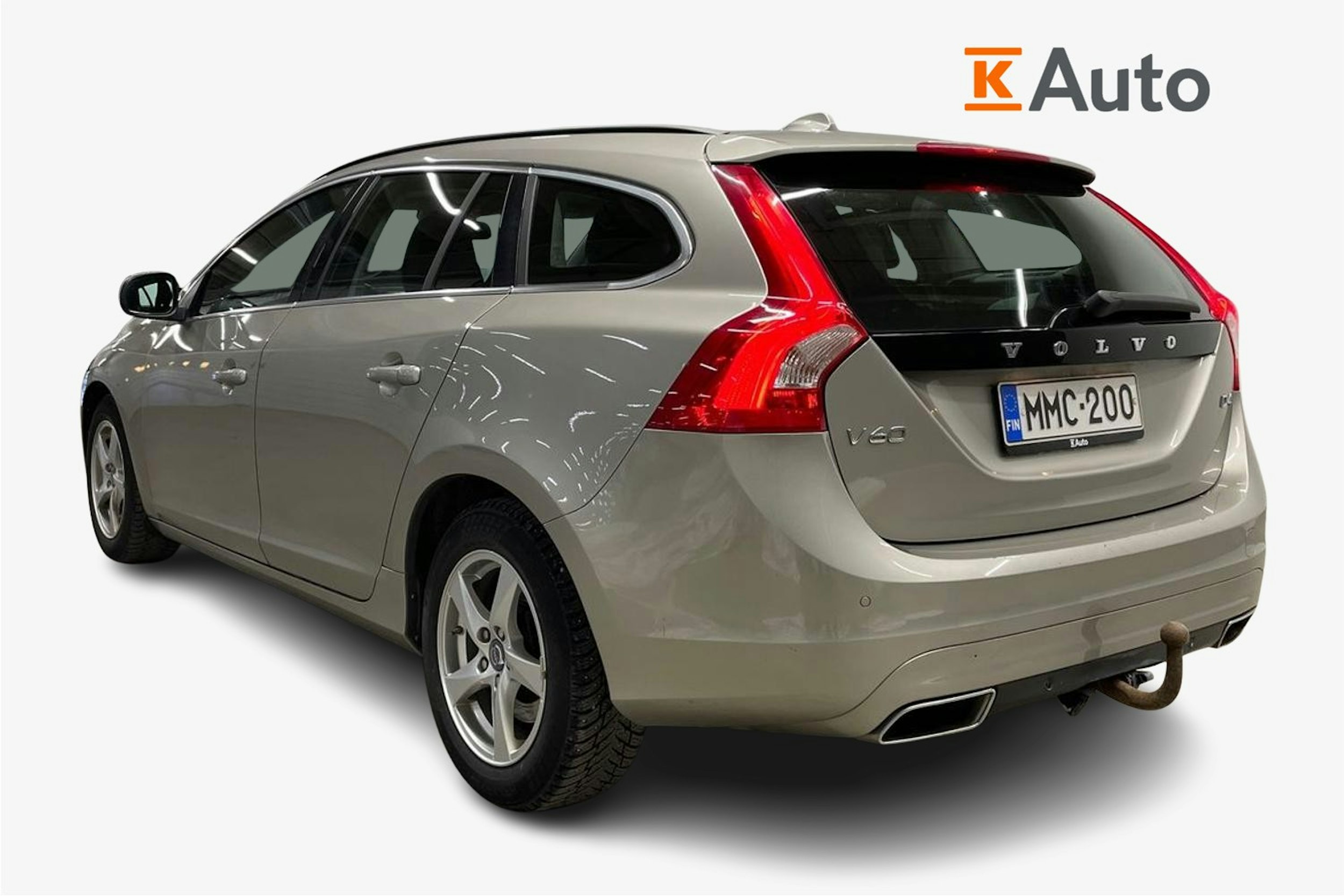 ruskea (beige) Volvo V60 2015 kuva 2.