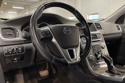 ruskea (beige) Volvo V60 2015 kuva 24.