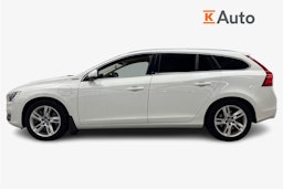 valkoinen Volvo V60 2015 kuva 6.