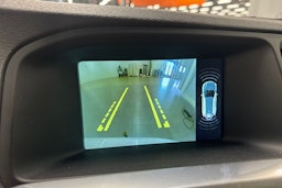 valkoinen Volvo V60 2015 kuva 24.