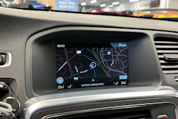 musta Volvo V60 2015 kuva 19.