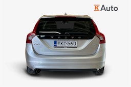 harmaa Volvo V60 2015 kuva 3.