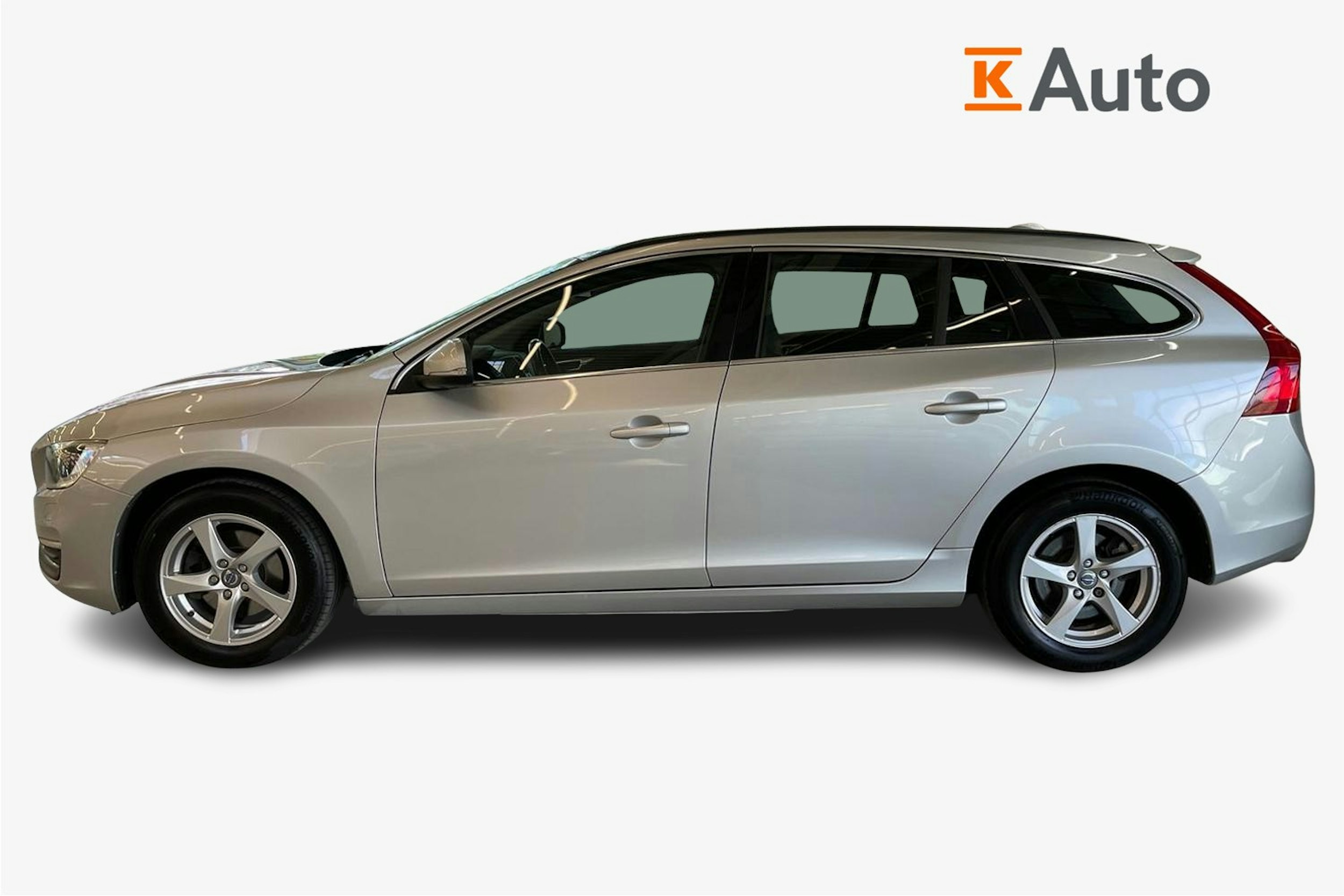 harmaa Volvo V60 2015 kuva 6.