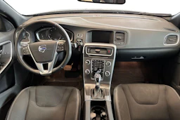 harmaa Volvo V60 2016 kuva 7.