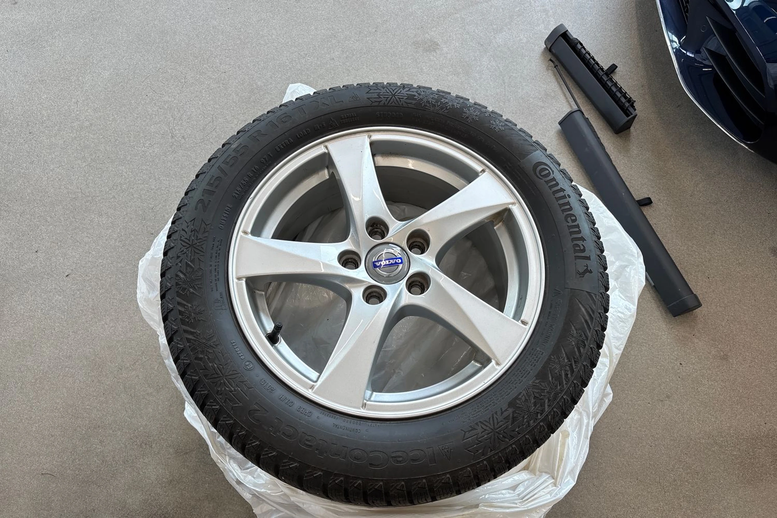 harmaa Volvo V60 2016 kuva 10.