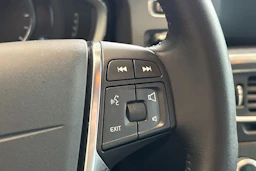 harmaa Volvo V60 2016 kuva 25.