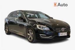 Musta Volvo V60 2016 kuva 1.