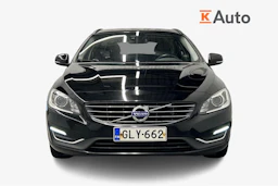 musta Volvo V60 2016 kuva 4.