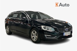 musta Volvo V60 2016 kuva 1.
