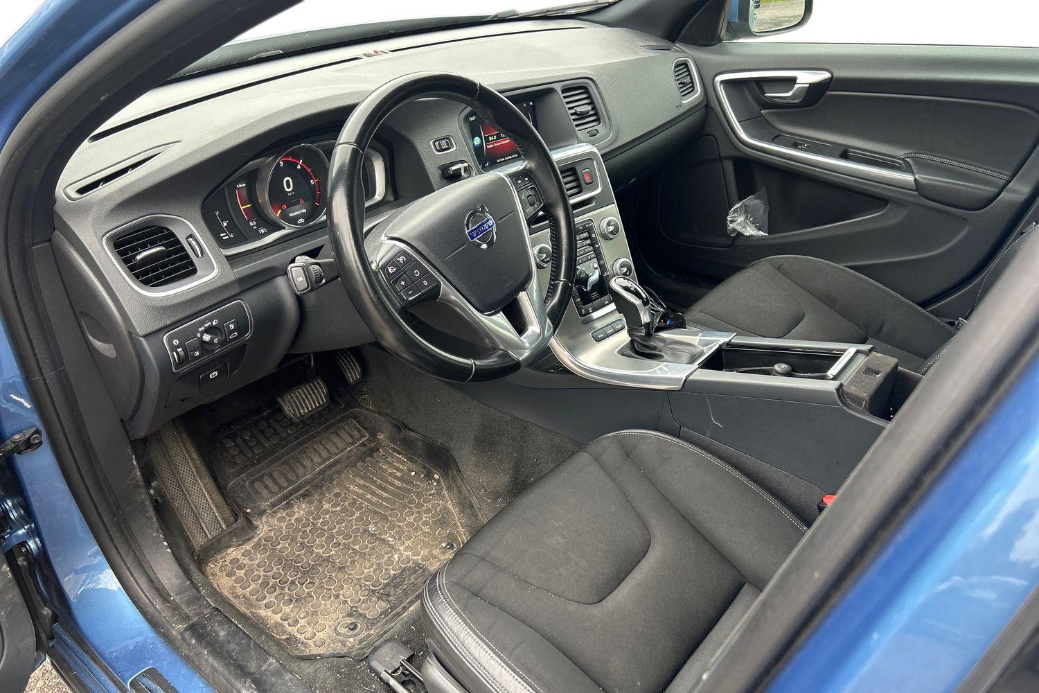 Volvo V60 2016, kuva 3/3