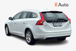 Valkoinen Volvo V60 2016 kuva 2.