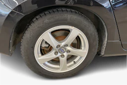 musta Volvo V60 2017 kuva 9.