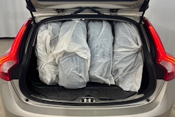 ruskea (beige) Volvo V60 2017 kuva 14.