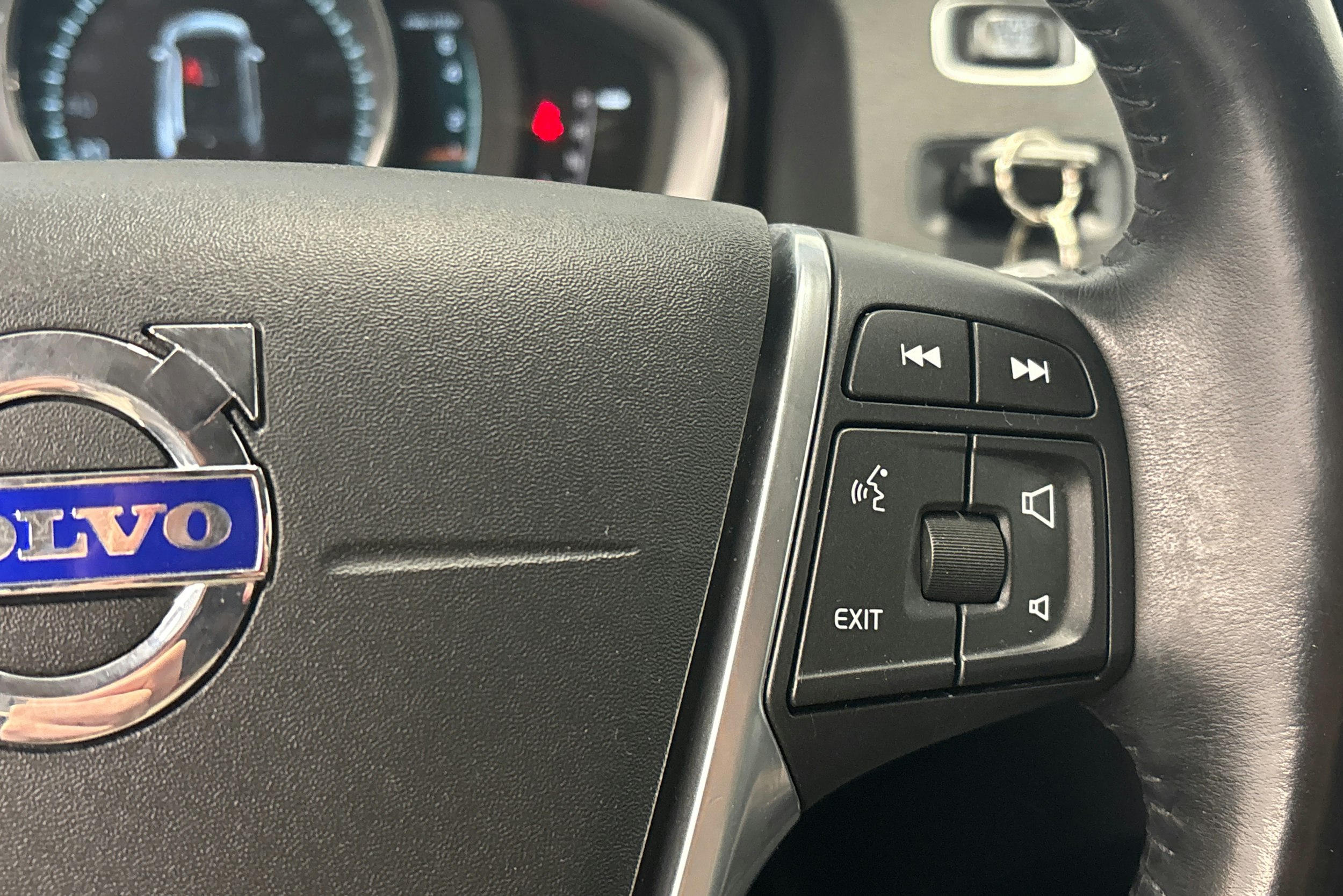 ruskea (beige) Volvo V60 2017 kuva 18.