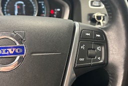 ruskea (beige) Volvo V60 2017 kuva 18.